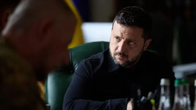 Зеленський про детонацію під Києвом: Боєприпасів біля будинків бути не може