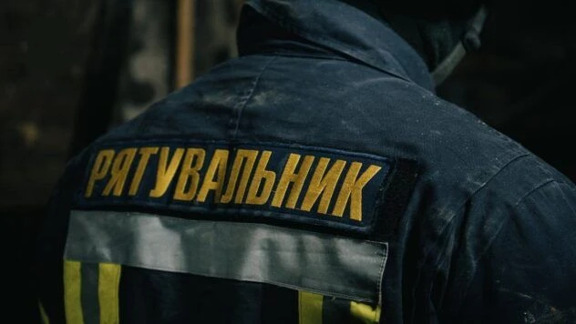 Вибухи в Києві: уламки впали в чотирьох районах столиці, сталися пожежі