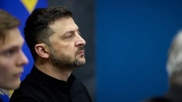 Це велика помилка: Зеленський просить зняти обмеження з терміналів Starlink